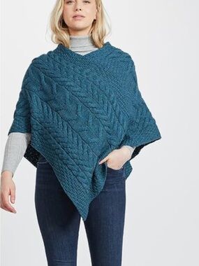 Aran Wool Teal Cape